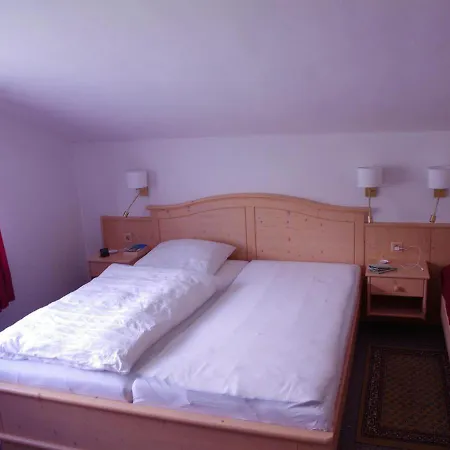 여관 Gaestehaus Loedermann