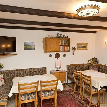 Мини-отель Gaestehaus Loedermann Гармиш-Партенкирхен