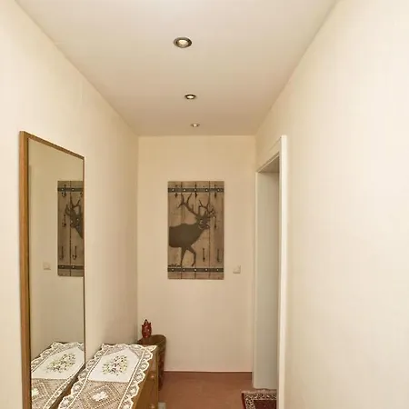 Gaestehaus Loedermann Мини-отель Гармиш-Партенкирхен