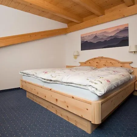 Gaestehaus Loedermann Мини-отель Гармиш-Партенкирхен