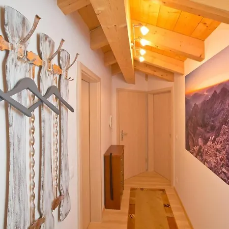 Gaestehaus Loedermann 여관 *